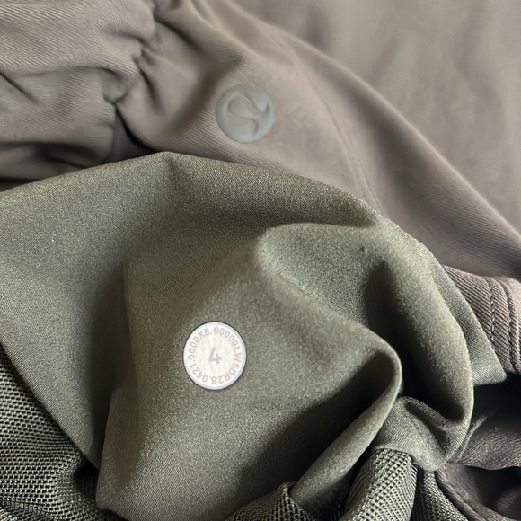 Lululemon | Stretch High Rise olive green jogger Women’s size 4 nylon gorpcore - Picture 11 of 12
